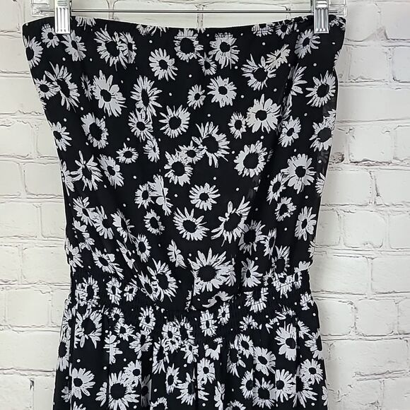 Want & Need Floral Strapless Jumpsuit Black Wide Leg Palazzo Pants Floral Print - Picture 2 of 9